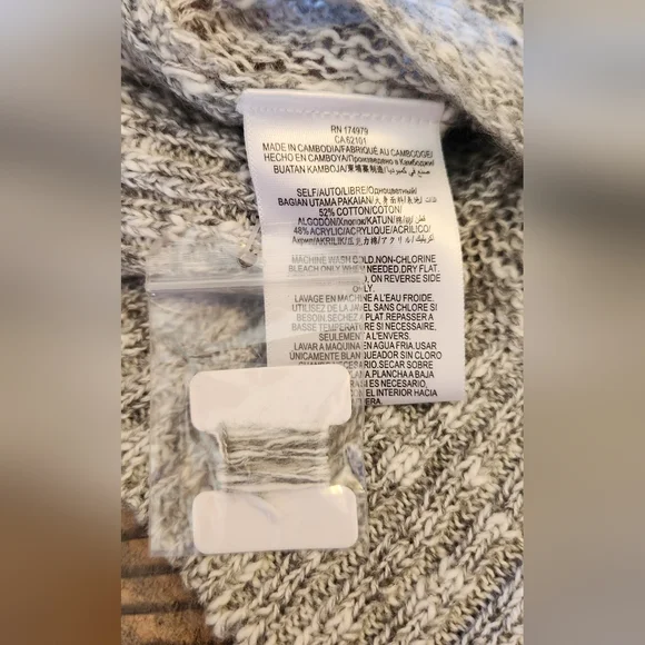 NWT BCBGeneration Twist Tie Cropped Sweater Heather Grey Size XXS - Picture 12 of 13